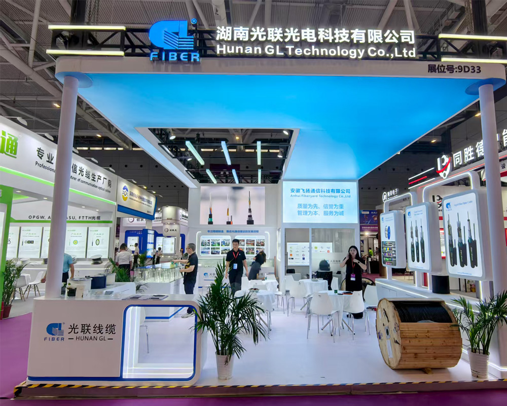 湖南光聯(lián)光電科技有限公司璀璨亮相2025深圳光博會，引領(lǐng)光電技術(shù)新未來